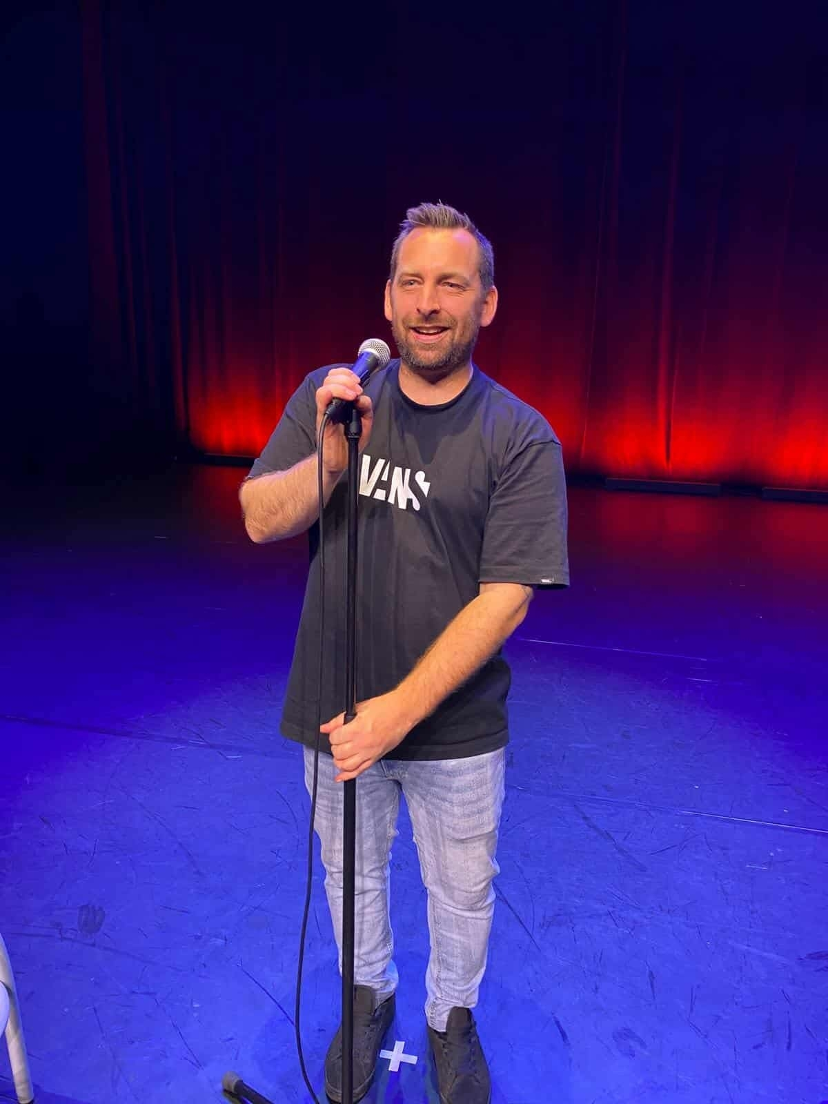 4415a450f48fb398f242332150a7d67c