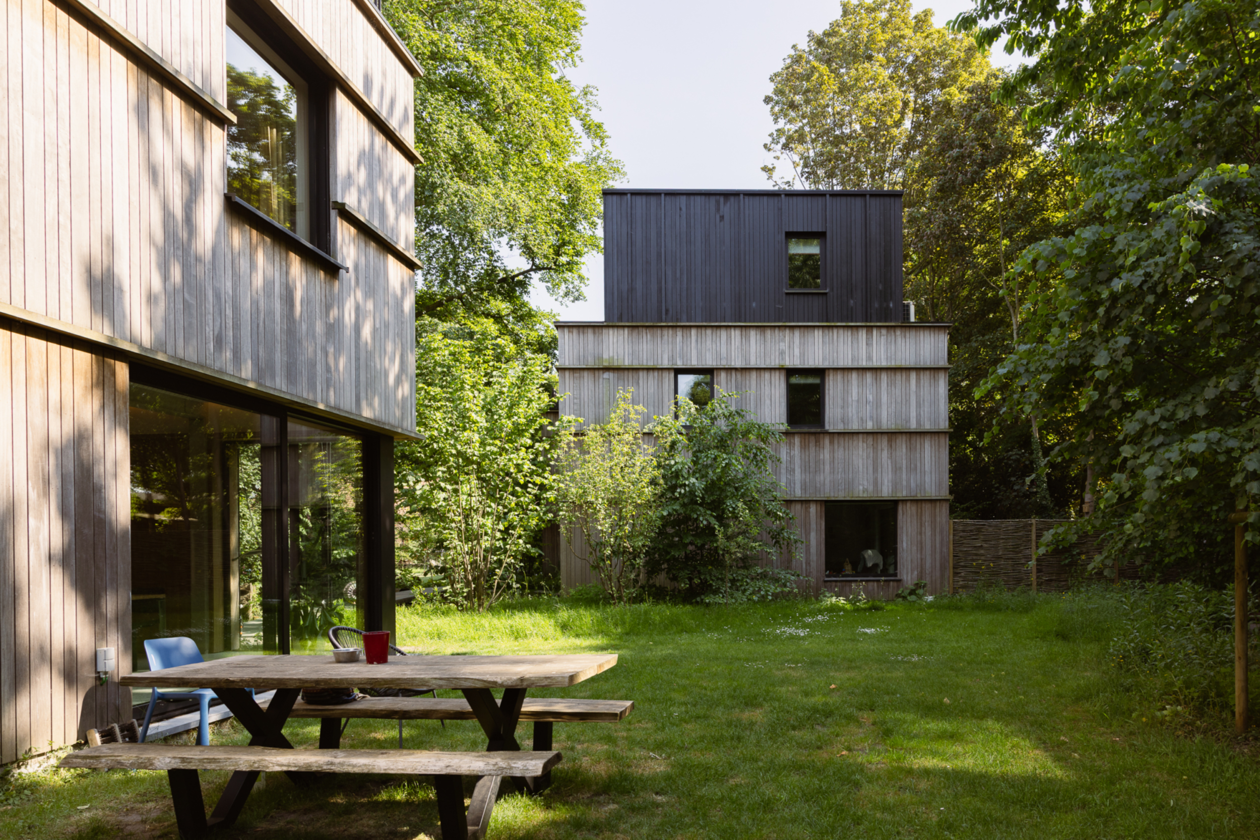 Groene binnentuin in cohousing WoestGoed in Wondelgem